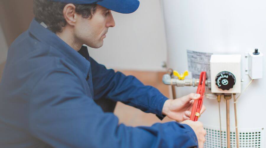 Professional Tankless Water Heater Installation in Shamrock, TX